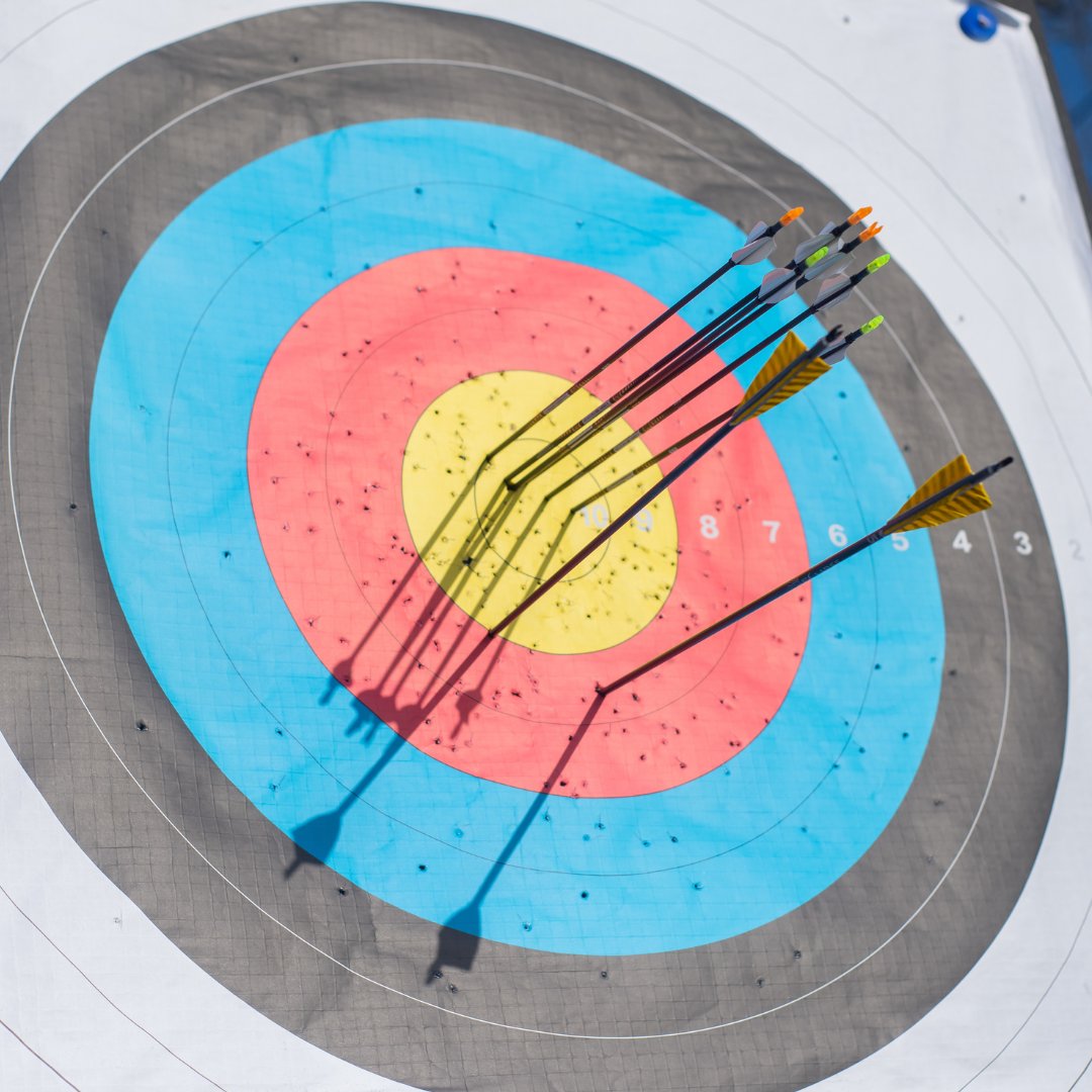 Maplytics's tweet image. Archery involves a panel with concentric circles defining points &amp;amp; #ProximitySearch defines records within specific proximities in concentric circles. 
The target hit closest to the bullseye wins max points. The records closest to the current location are more likely traveled to!