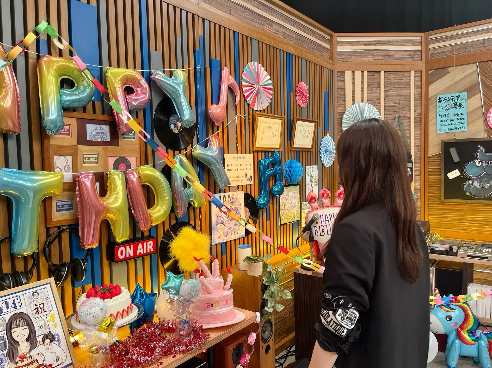 ハマスカ放送部 タンブラー マグカップ ゴールド 齋藤飛鳥 グッズ Amazon | 箱入り ハマスカ放送部 ステンレスサーモタンブラー