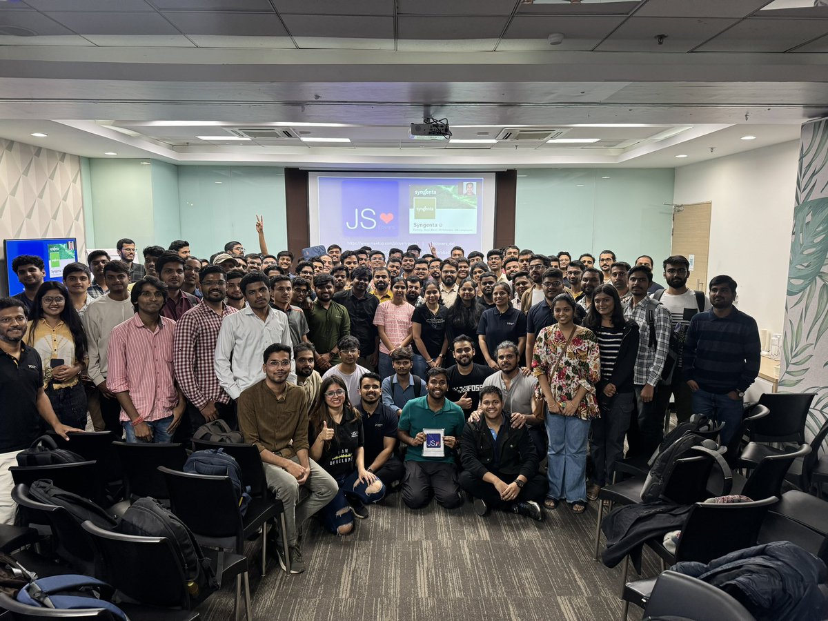 Preeti Wadhwani (@preetiwadhwani_) on Twitter photo And it was such an amazing <a href="/jslovers_del/">JSLovers</a> Pune meetup last Saturday 🔥🔥👩💻🧑💻
Thank you so much everyone for making it so big, so grateful about it. We are becoming bigger and bigger together 🥹🔥🔥🙌
cc: <a href="/hellonehha/">Neha Sharma</a> <a href="/keurplkar/">keyur paralkar</a> And it was such an amazing <a href="/jslovers_del/">JSLovers</a> Pune meetup last Saturday 🔥🔥👩💻🧑💻
Thank you so much everyone for making it so big, so grateful about it. We are becoming bigger and bigger together 🥹🔥🔥🙌
cc: <a href="/hellonehha/">Neha Sharma</a> <a href="/keurplkar/">keyur paralkar</a>