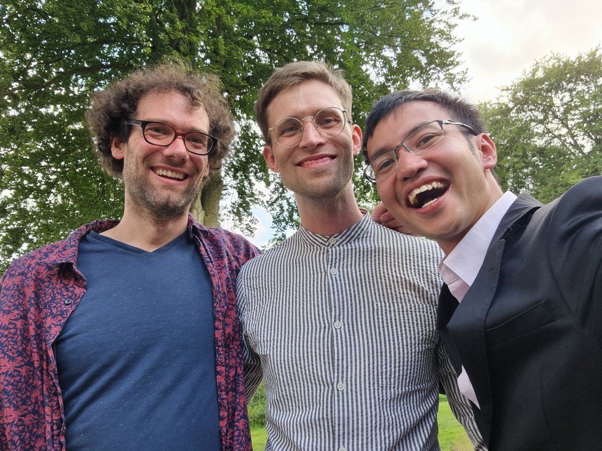 Was really special to see Oskar and family in viking territory (🪓🛡🛶Denmark). Congrats to Oskar and Gro  💕🌻! (also guest appearance by Nils and family - everyone's babies are growing so quickly!)