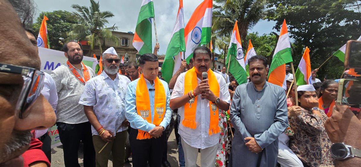 BJYM's tweet image. CM @DrPramodPSawant joined BJYM’s #TirangaYatra in Goa.

Hundreds of youngsters joined the bike rally and extended their support to PM Shri @narendramodi’s nationwide call for #HarGharTiranga 🇮🇳