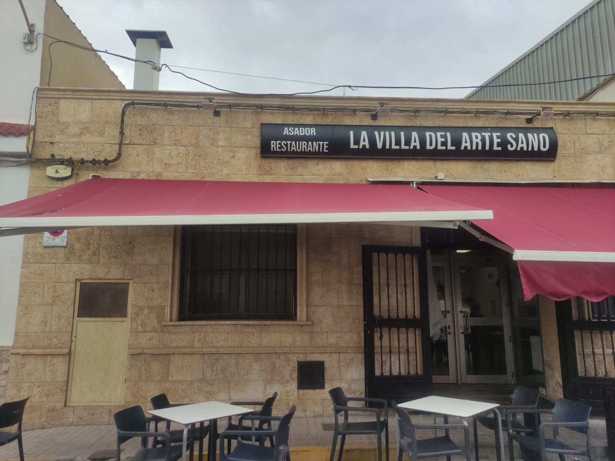 ¡Buenos días! Os dejamos una propuesta nueva para #esmorçar 🆕para este mes de agosto. 

Nos vamos al barrio de #Manises en la comarca de l'#HortaSud, concretamente a La Villa del Arte Sano (Calle Aviación, 53).

Esperamos que os guste 😋