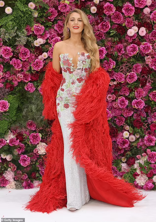 You simply have to be kidding me... We cannot stop thinking about <a href="/blakelively/">Blake Lively</a>  at the #ItEndsWithUsMovie premier😍