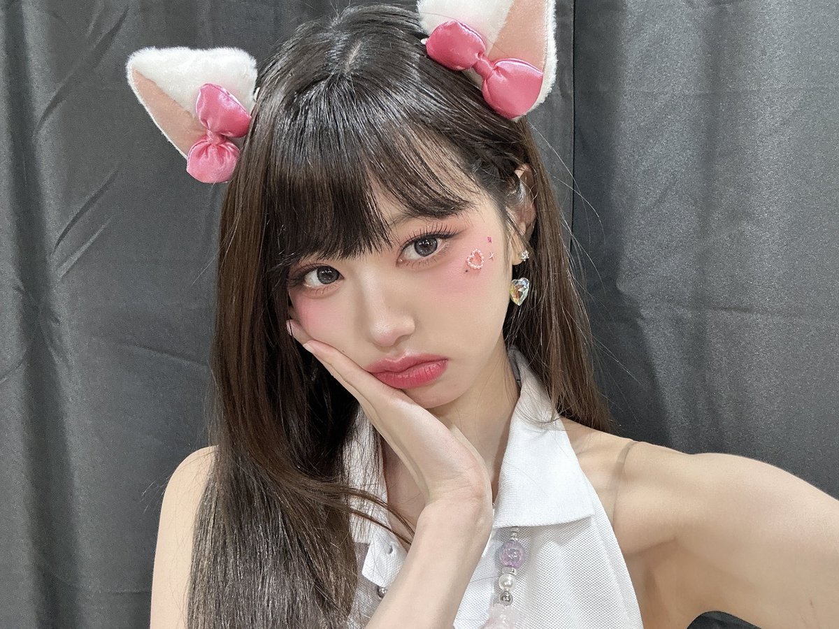 IVE_twt's tweet photo. 마리녕🎀🩷

#IVE #아이브 #JANGWONYOUNG #장원영 https://t.co/7bfNb2GuhZ