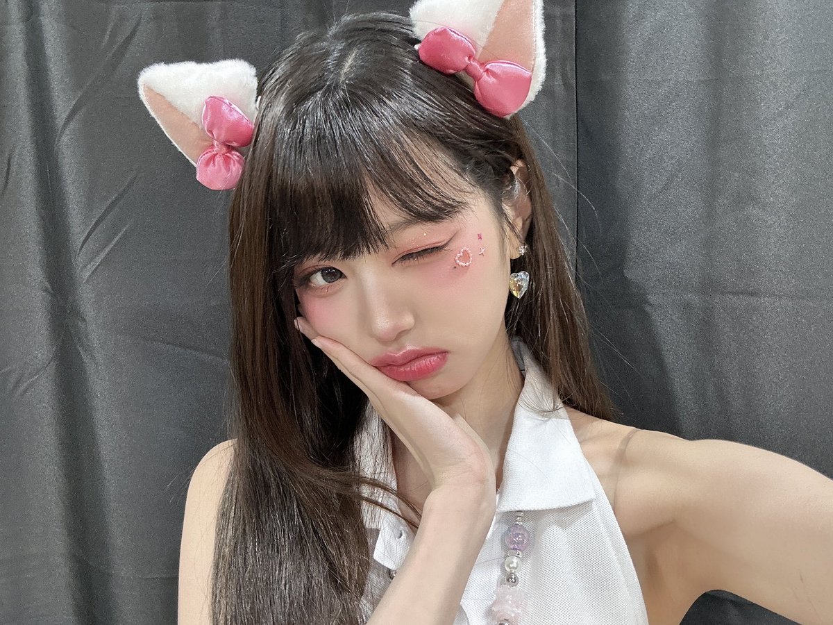 IVE_twt's tweet photo. 마리녕🎀🩷

#IVE #아이브 #JANGWONYOUNG #장원영 https://t.co/7bfNb2GuhZ