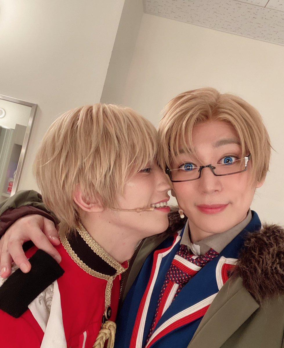 京都公演無事終わりました！
ヘタミュ楽しいね(^^)
もっと楽しもうね！

最高の景色を観においでよ！

#ヘタミュ