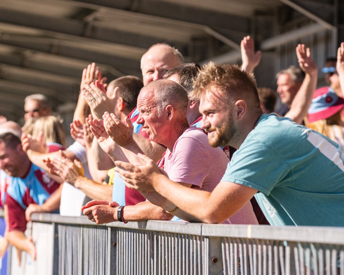 cheshamutdfc's tweet photo. A big thank you to our supporters that travel home &amp; away, our 12th man 💜💙

🎶 Chesham boys making all the noise everywhere we go https://t.co/6Fnfgu8NGE