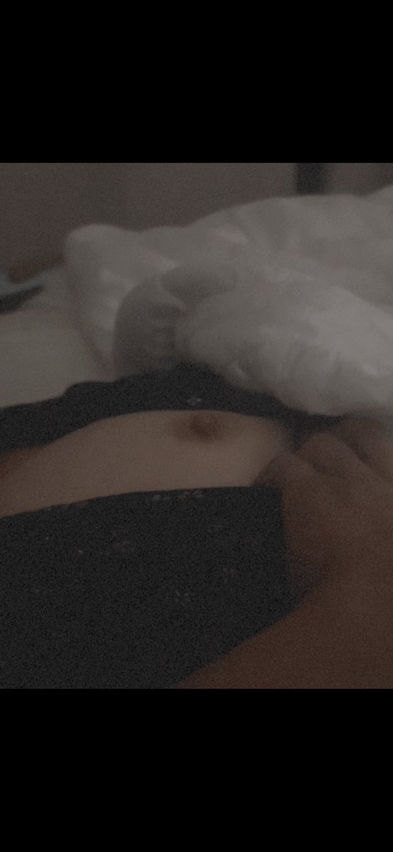 아..찌찌기여워