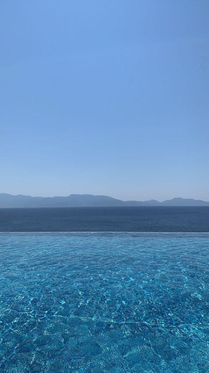 Online business is undefeated

In a Greek island right now and had my best ever week of business in terms of $ collected

Not even working much - got a lot done in advance so I could chill while here

Blessed ❤️🙌 praise God