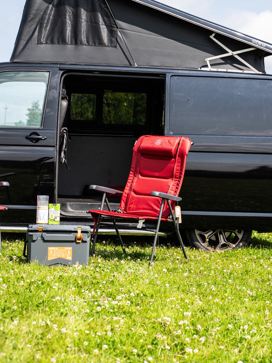 Take van life comfort to the next level with the Vango Radiate DLX Reclining Chair!

Shop now! loom.ly/qhPXKTU

#VanLife #VangoRadiate #CampingEssentials