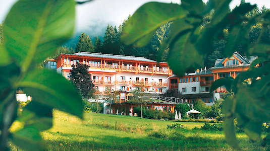 Looking for #Coolcation 🆒and caring for the planet 🌍is especially easy in #Austria with its 169 #EUEcolabel certified Hotels and arriving with our fast and relieable trains and buses🛤️ <a href="/oebb/">oebb</a>

<a href="/austriatourism/">Österreich Werbung</a> <a href="/AustriaatEU/">Austria at EU</a>
