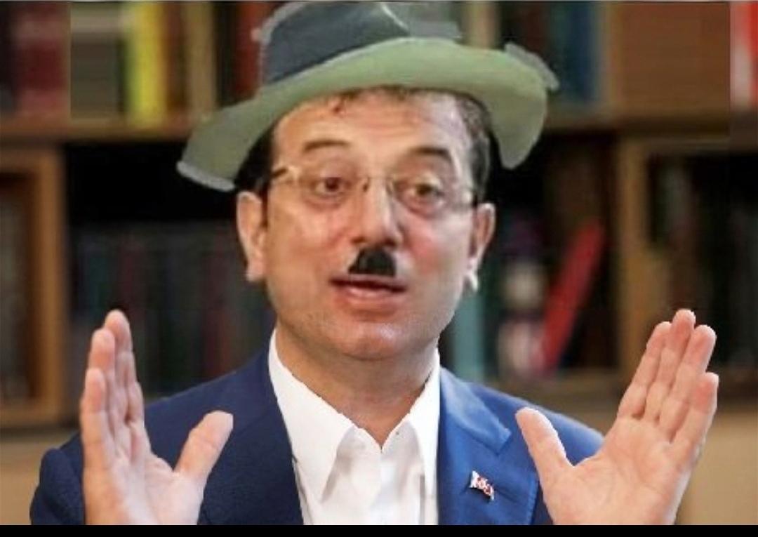 sabriamcaparodi's tweet photo. Zübük filmi neden yıllardır yayınlanmıyor ❓
Yasakmı geldi ❓ https://t.co/4raRLE0sqC
