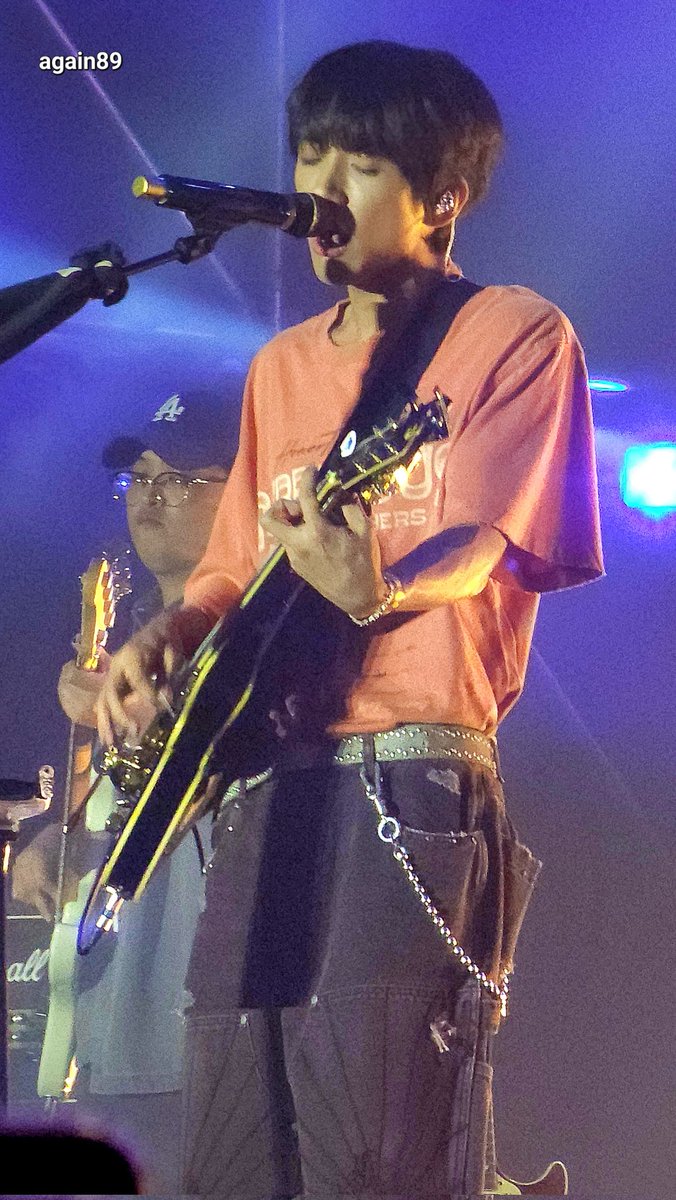 Again894's tweet image. #이승윤