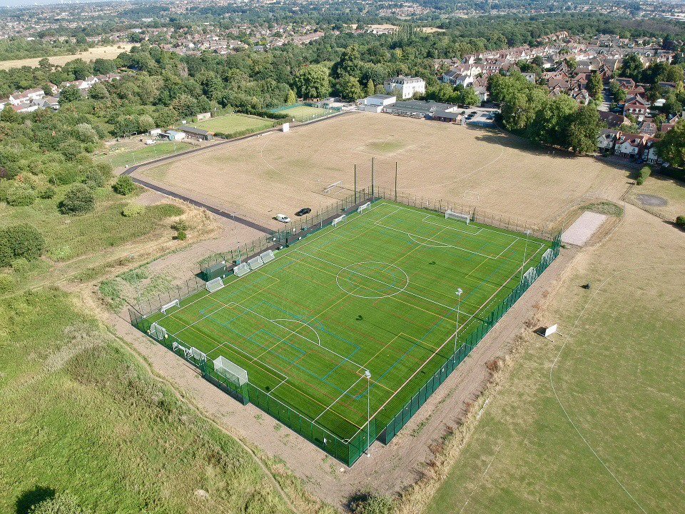 DFearnclssports's tweet photo. A new week and the completion and PC of another @CLSsport 3G project @BexleyParkSports and Social Club big thank you to Danny Smalleyand his team and all subcontractors involved in the great facility @lano_sports @FootballFoundtn #3GPitch #communityusefootball https://t.co/3UrVRd2Bex