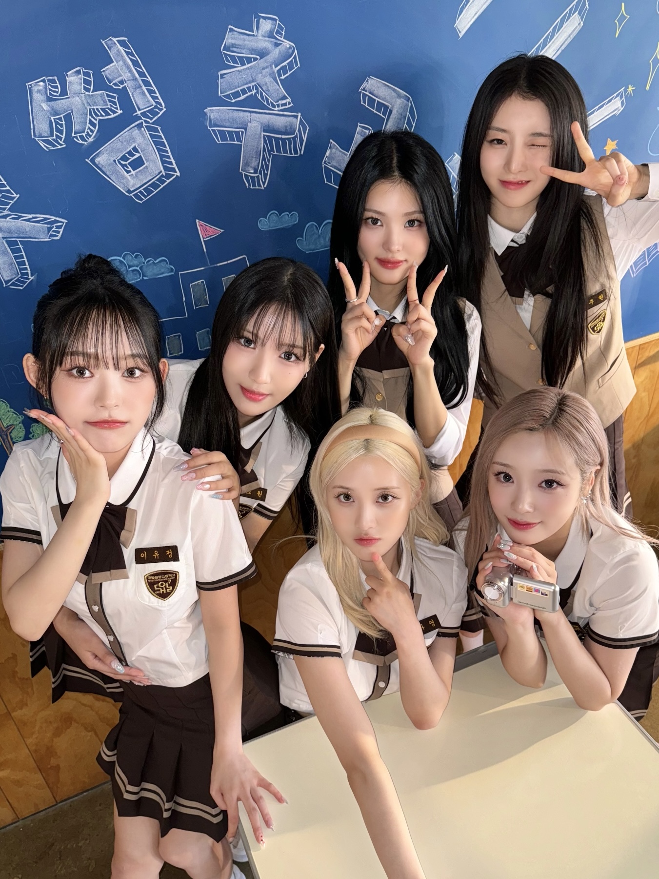 GUxT21vb0AApypi?format=jpg&name=large