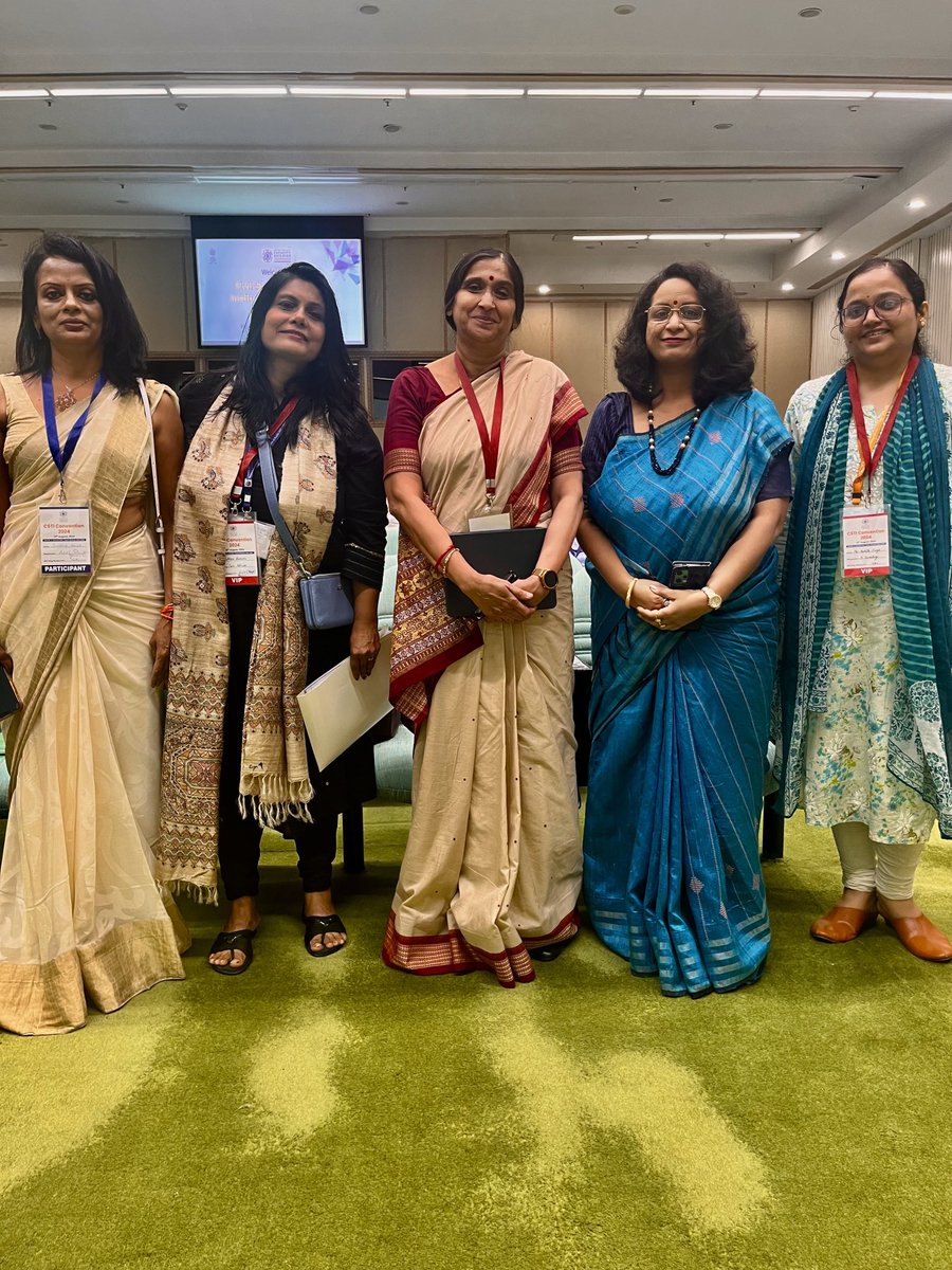 RBakshee's tweet photo. The team of #Women #CapacityBuildingCommission and #IIPA .The Central Figure is Madam #AlkaMittal ,Member (Admn),Capacity Building Commission at #CSTI convention held at #VigyanBhawan today .My colleague #DrNeetuJain there along with Ankita ,CBC https://t.co/HqSw17zyYQ