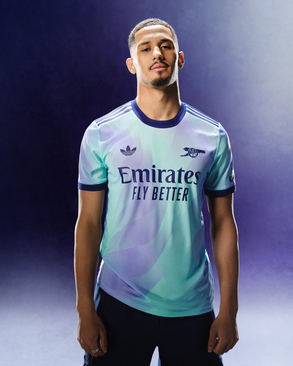 sizzlah_1's tweet photo. 🚨🚨| 𝐎𝐅𝐅𝐈𝐂𝐈𝐀𝐋: Arsenal release their new 2024-25 third kit.
#drip https://t.co/gGVa8GUmG6
