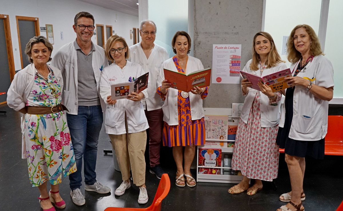 La consulta de Pediatría del <a href="/CSMurciaSanAnd1/">CS Murcia -San Andrés</a> ha puesto en marcha 'LEEespera', un proyecto de fomento de la lectura, con la colaboración de la Fundación Trinitario Casanova y a iniciativa el personal de enfermería. 

📚La sala de espera se ha convertido en una biblioteca infantil