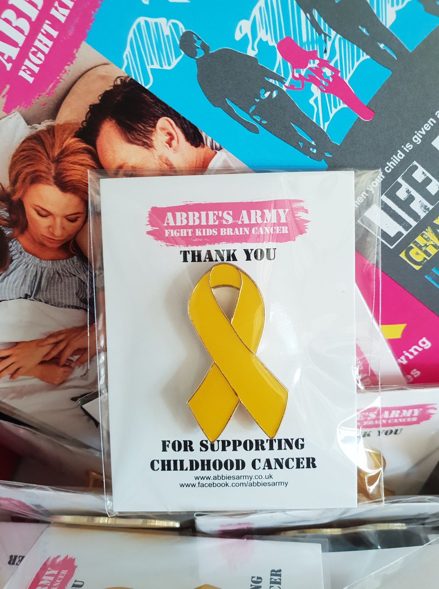 This September is another Childhood Cancer Awareness Month. Have you grabbed a gold ribbon yet to show your support? |Who do you go 'GOLD' for... ebay.co.uk/itm/1523643546… #ccam #DIPG