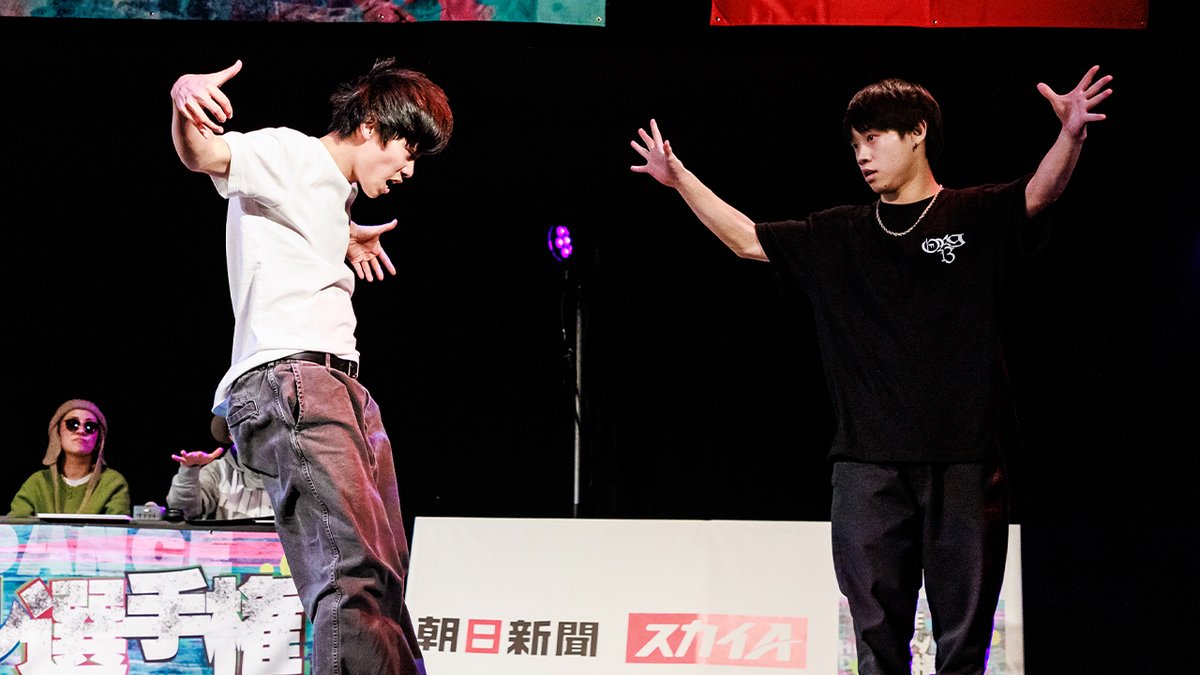 【早い者勝ち】匿名配送⭐️ヒゲダン 超レア 10周年 ベースボールT 早い者勝ち】匿名配送⭐️ヒゲダン 超レア 10周年 ベースボールT 2025