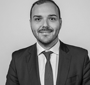 El <a href="/ColpisCat/">Col·legi Prof. Ciència Política i Sociologia CAT</a> felicita les politòlogues <a href="/nuriaparlon/">Parlon #apeudecarrer #interioriseguretatpública</a> i <a href="/eniubo/">Esther Niubó</a> i el politòleg <a href="/AlbertDalmau/">Albert Dalmau Miranda</a> pel nomenament com a conselleres d'Interior i Seguretat Pública, Educació i Formació Prof i com a conseller de la Presidència del <a href="/govern/">Govern de Catalunya</a> i els desitja molts encerts.
Fotos: <a href="/Catinformacio/">Catalunya Informació</a>