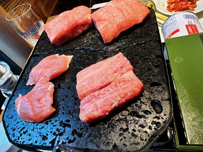 焼肉で打ち上げをいたした。。
ただし運転なので酒は飲めず。
酒が飲めない焼肉とは!? 