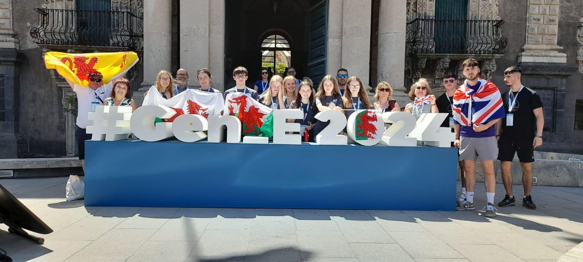 youngenterprise's tweet photo. Today on #InternationalYouthDay we hear from #CompanyProgramme winners about their trip to #Gen_E
"The experience was incredibly valuable and memorable. Meeting new people taught us so much, and seeing their business ideas expanded our understanding." 🧡 https://t.co/G8oUL8Rj0f