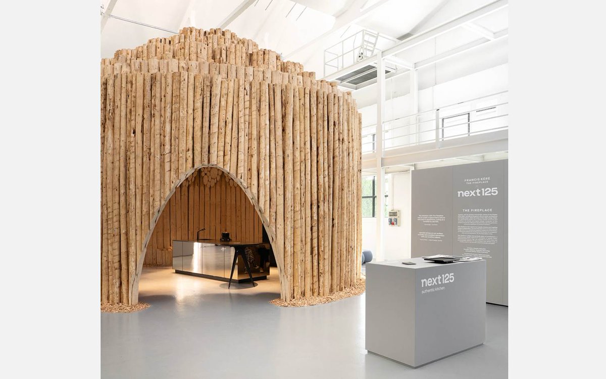 EventMasterBook tweet media