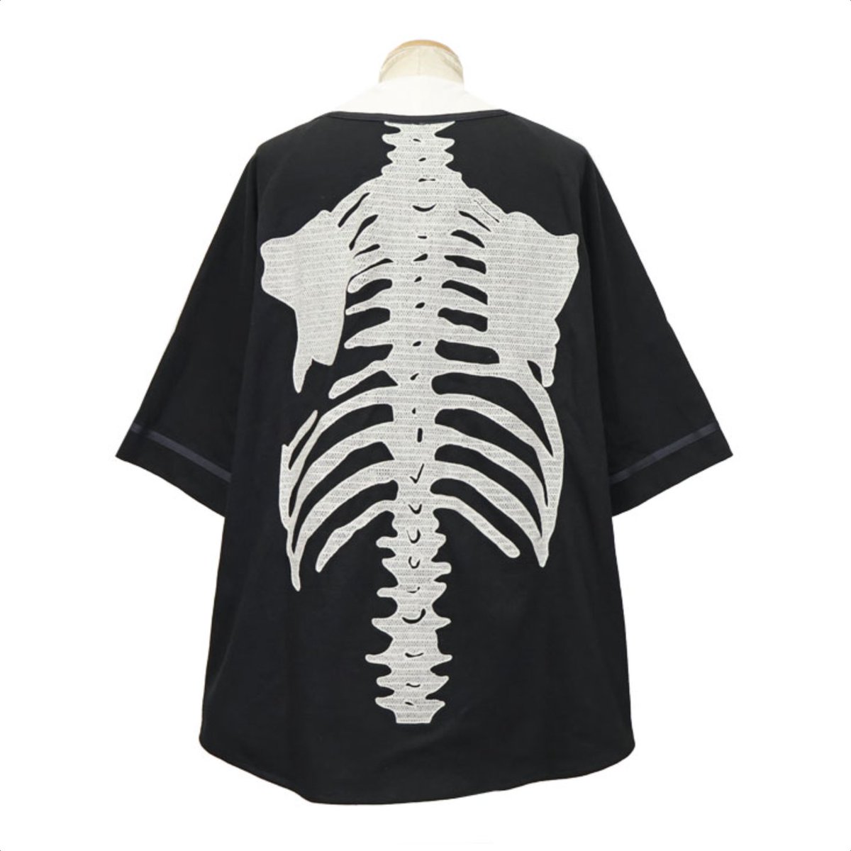 レオ さん衣装】 🆕新曲MV #Blissful «本日公開『Blissful'』MV» BE