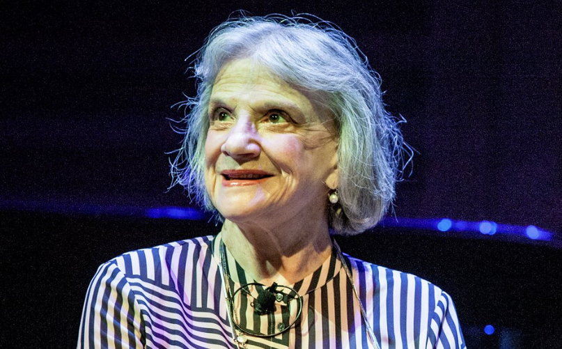 We mourn the loss of Zamira Menuhin Benthall, daughter of our founder Yehudi Menuhin. A passionate supporter of Live Music Now, her legacy in the arts will endure. Our thoughts are with her family. Read more here: bit.ly/ZamiraMenuhinL…