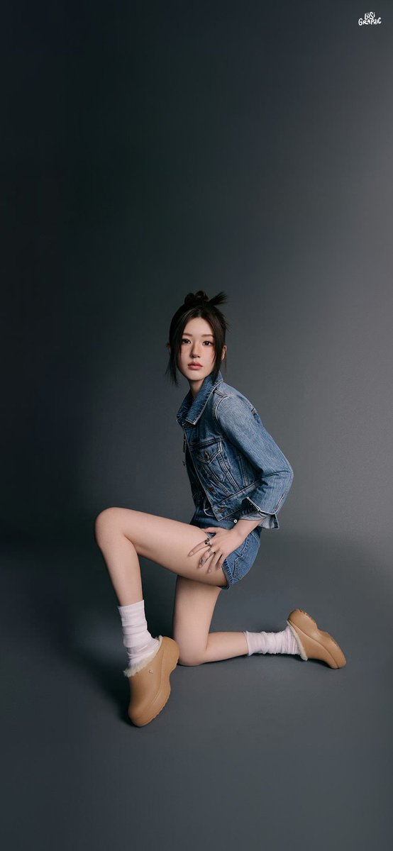 Zhao Lusi Graphic tweet media