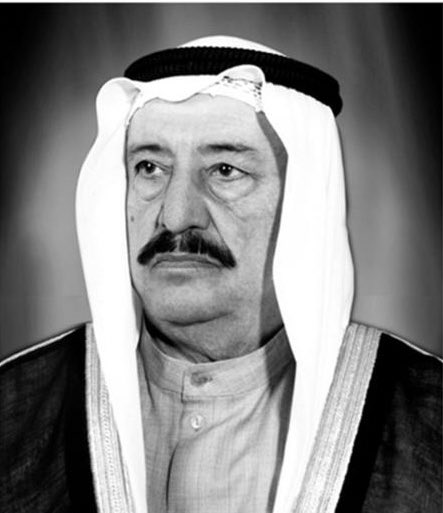 رحل والد الجميع وعميد الأسرة الحاكمة سمو الشيخ سالم العلي السالم الصباح رحمه الله وغفر له وأسكنه فسيح جناته ، رحل سالم الخير ، رحل صاحب المحيا السَّمح ، والابتسامة المشرقة ، والأيادي البيضاء .. تاركاً إرثاً عظيماً ، وتاريخاً مشرفاً مرصَّعاً بالمواقف الإنسانية والأعمال الخيرية ،