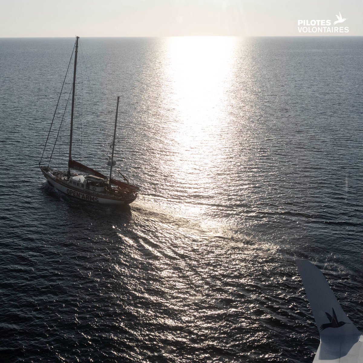 Pilotes Volontaires tweet media