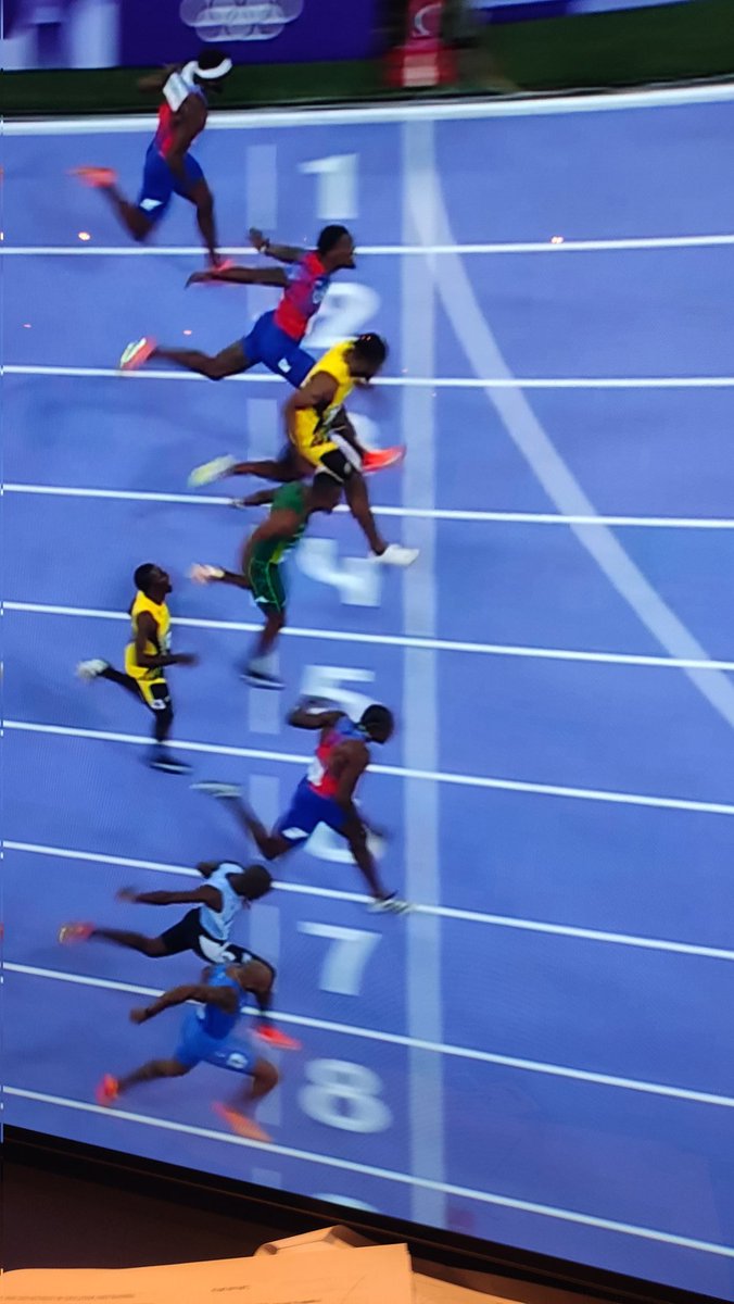 Superboy tweet media