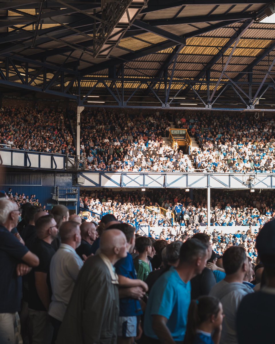 lewiswguy's tweet photo. Sunshine on Leitch

Everton FC vs AS Roma https://t.co/lnWVd4wcB0
