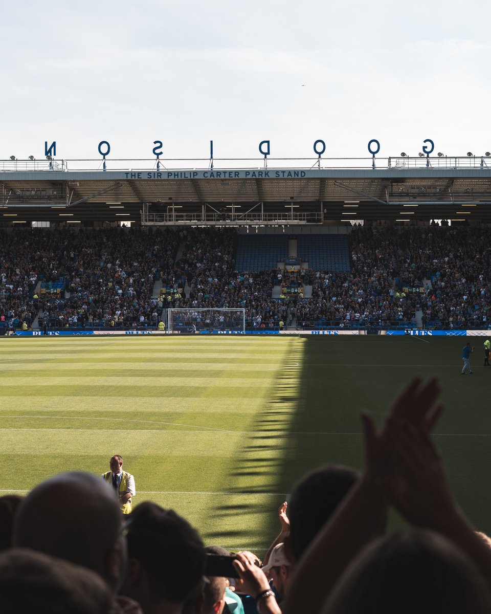 lewiswguy's tweet photo. Sunshine on Leitch

Everton FC vs AS Roma https://t.co/lnWVd4wcB0