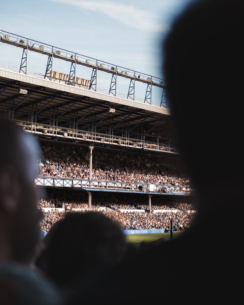 lewiswguy's tweet photo. Sunshine on Leitch

Everton FC vs AS Roma https://t.co/lnWVd4wcB0
