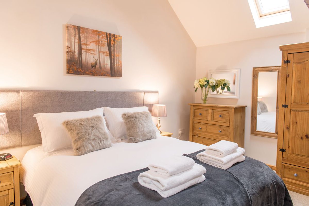 Forge_Property's tweet image. Looking for a unique business opportunity? The Haughmond includes a pub restaurant, rooms, a barn conversion holiday let, a village shop, café and bakery. Contact us to find out more. forgeproperty.co.uk/blog/a-unique-… #ruralbusiness #Shropshire #businessopportunity #nationaltrust