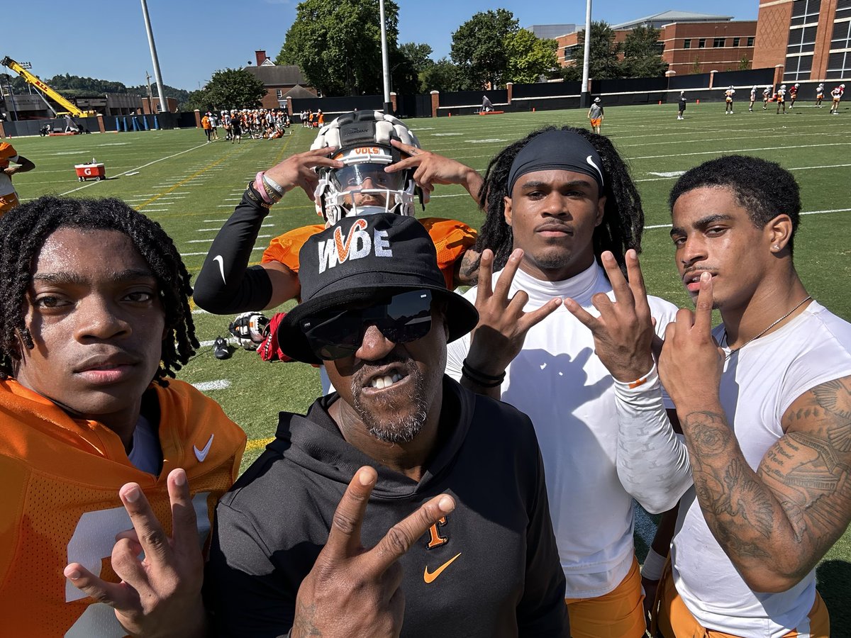 Jonathan Wade 🍊🔥CoachWVDE🔥🍊 (@coachwvde) on Twitter photo They only care how much you know, once they know how much u care‼️ <a href="/Vol_Football/">Tennessee Football</a>
#VFL🧡 They only care how much you know, once they know how much u care‼️ <a href="/Vol_Football/">Tennessee Football</a>
#VFL🧡