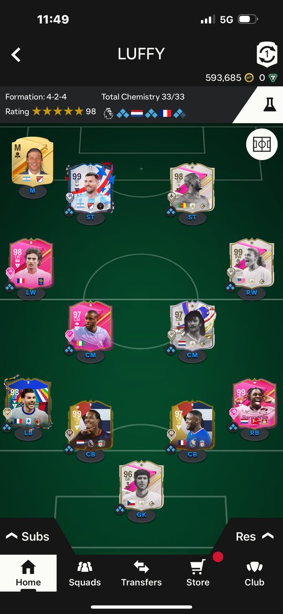 barak___7's tweet photo. @FIFAQ8_ ميسي و خوليت و الدايك و ثيو منها https://t.co/ZXoez8HjGC
