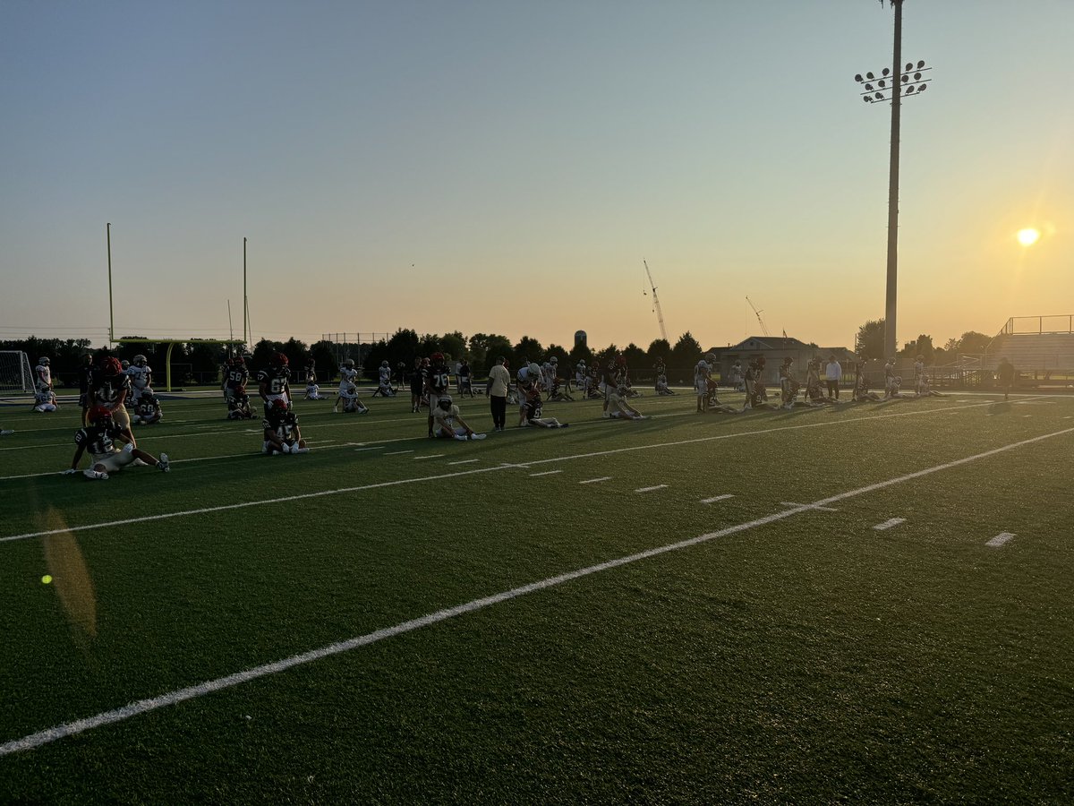 ANLightningFB's tweet image. Monday Energy #BeattheSunrise #Fullpads #Progess #RecordsEarned
