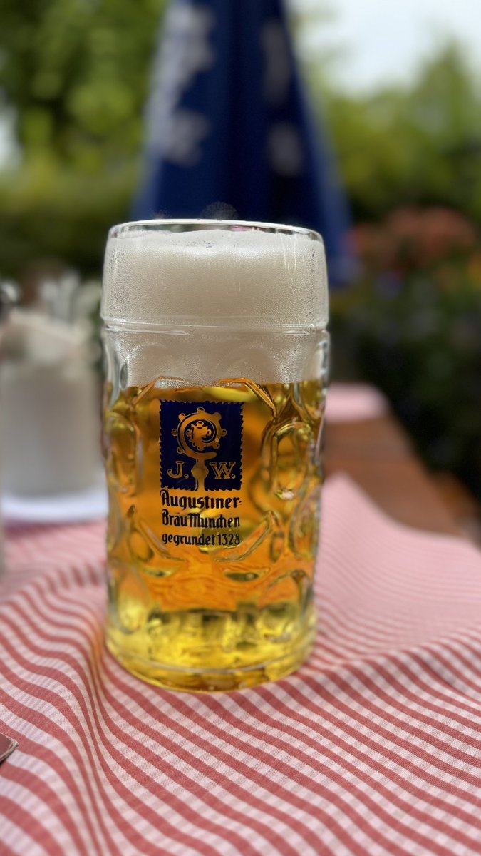 in2code_stefan's tweet image. TYPO3 beergarden in Munich #typo3 #mtug