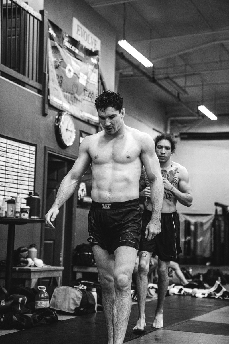 Michael_Malott's tweet image. Nobody cared who I was…

#TheMilitia🍁 #UFC #Proper