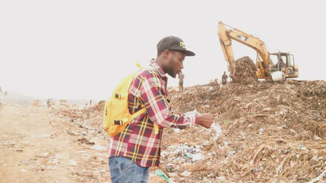 otim_jj's tweet photo. Some of the memorables at #Kiteezi during the #Nkaaba video shoot🎥.. before the landfill landslide that killed a number of people two days back ..watch the video on my YouTube channel #OtimChristopher &amp; see #Kiteezi.. before the tragedy. 👇 https://t.co/ctPfshIKYT https://t.co/lmu4mkxYQ8
