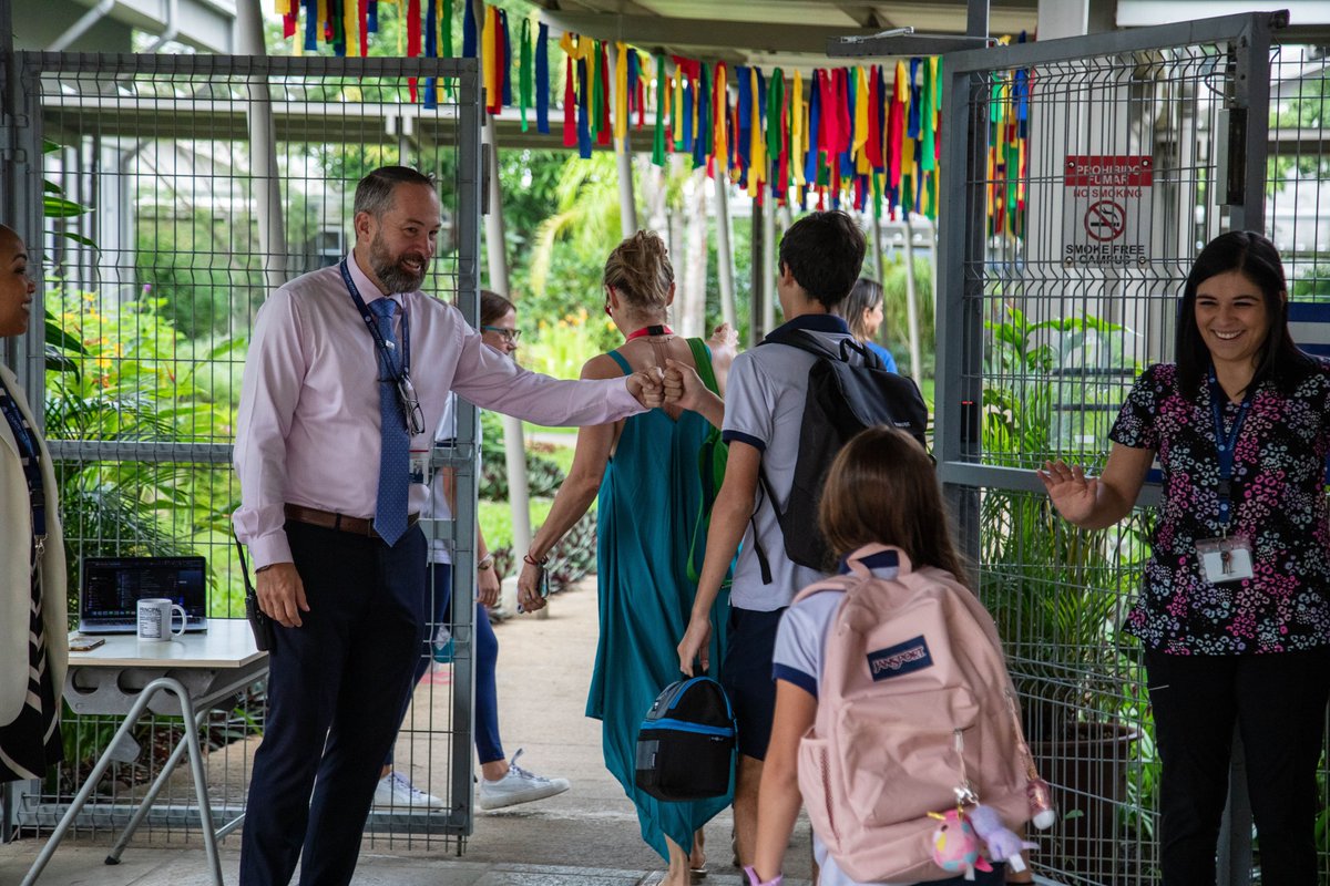 CountryDayCR's tweet image. 📚🎒 **FIRST DAY OF SCHOOL!** 🎉
The hallways are buzzing with excitement as we kick off another incredible school year! Welcome back, everyone! 💙 #CountryDayCR #NordAngliaEducation #FirstDayOfSchool #BackToSchool