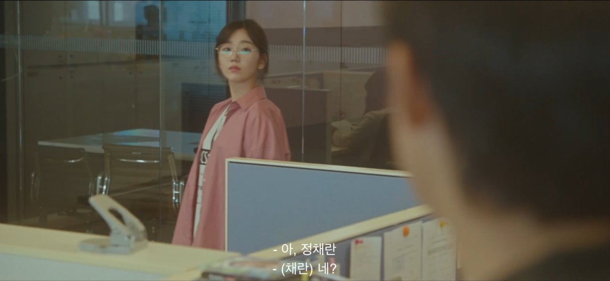 __dooong's tweet photo. - 야 정채란 
- 네?
- 너 나 다음에 들어가는거 같이해
- 박피디님꺼 어느정도 마무리하고..
- 됐어 내가 뺏어 올거야 

놀랍게도 이게 지웅채란 첫장면이라면 믿으시겠습니까?.. 아끼는후배 다른팀에서 뺏어서라도 자기 옆꾸리에 끼고있어야겠다는거지 지금 https://t.co/3xKiVgz0nx