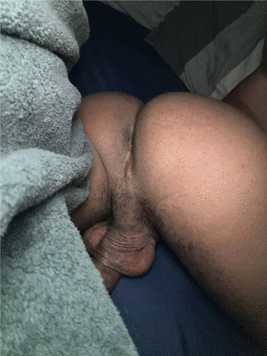 tyofficial00's tweet photo. Attachment: 2 images 👅 https://t.co/kCAdn48WTG