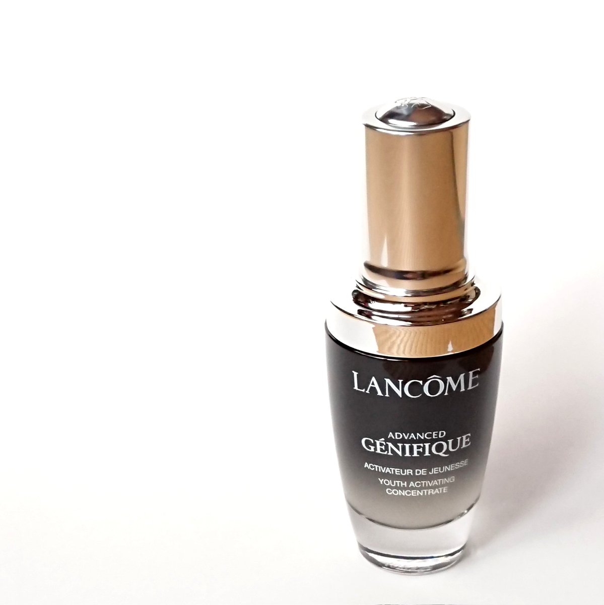 Snero51's tweet photo. LANCOME  ジェニフィックアドバンストN

ランコム様から商品提供いただきました

ベスコスも多数受賞している人気の導入美容液✨

テクスチャーはとろみがありながらもみずみずしく肌馴染みがとてもいいのがお気に入り💕

しっとりした使い心地もgood👍

#PR
#ランコム
#ジェニフィックアドバンストN https://t.co/0vmzvPL1mL