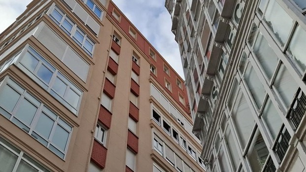 AduAsesores's tweet photo. 📈 La #vivienda se encarece un 3️⃣% en julio: #Baleares y #Canarias superan máximos de 2008
🏘️ El #IMIE de @tinsa señala que el precio tanto en nueva como usada incrementó un 0️⃣,7️⃣% en julio respecto a junio. Las zonas turísticas las más afectadas
https://t.co/9EfWvpVjDb
@Ejeprime https://t.co/8Ot8SFl4bb