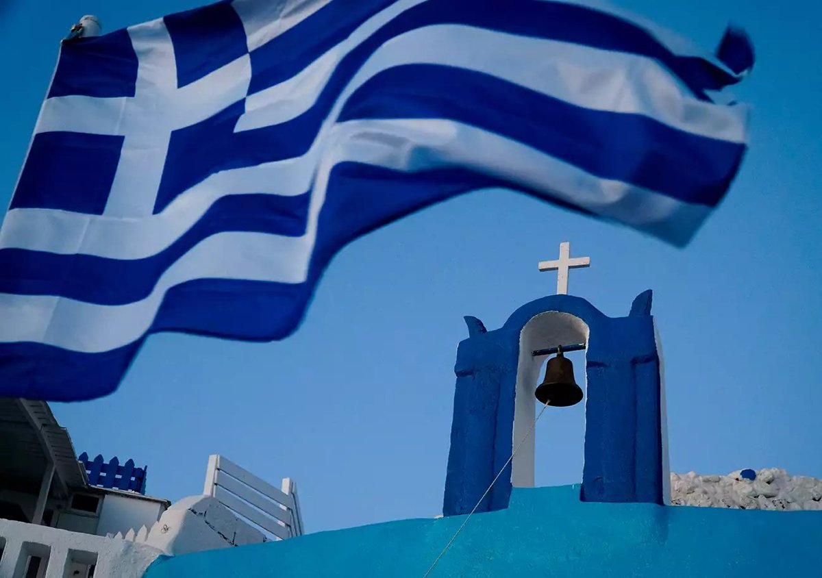 AndreasSeraphi1's tweet photo. Οι σκέψεις και οι ευχές είναι με τα δοκιμαζόμενα αδέρφια μας στην #Ελλάδα. Να τελειώσει ο πύρινος εφιάλτης ευχόμαστε ολόκαρδα. Γιατί το γαλάζιο ταιριάζει στην Ελλάδα, όχι το μαύρο. Στους αγωνιστές της πυρόσβεσης, στους προασπιστές της ζωής μόνο τιμή αξίζει. #πυρκαγιές #Greecefire https://t.co/DpQffmHKin